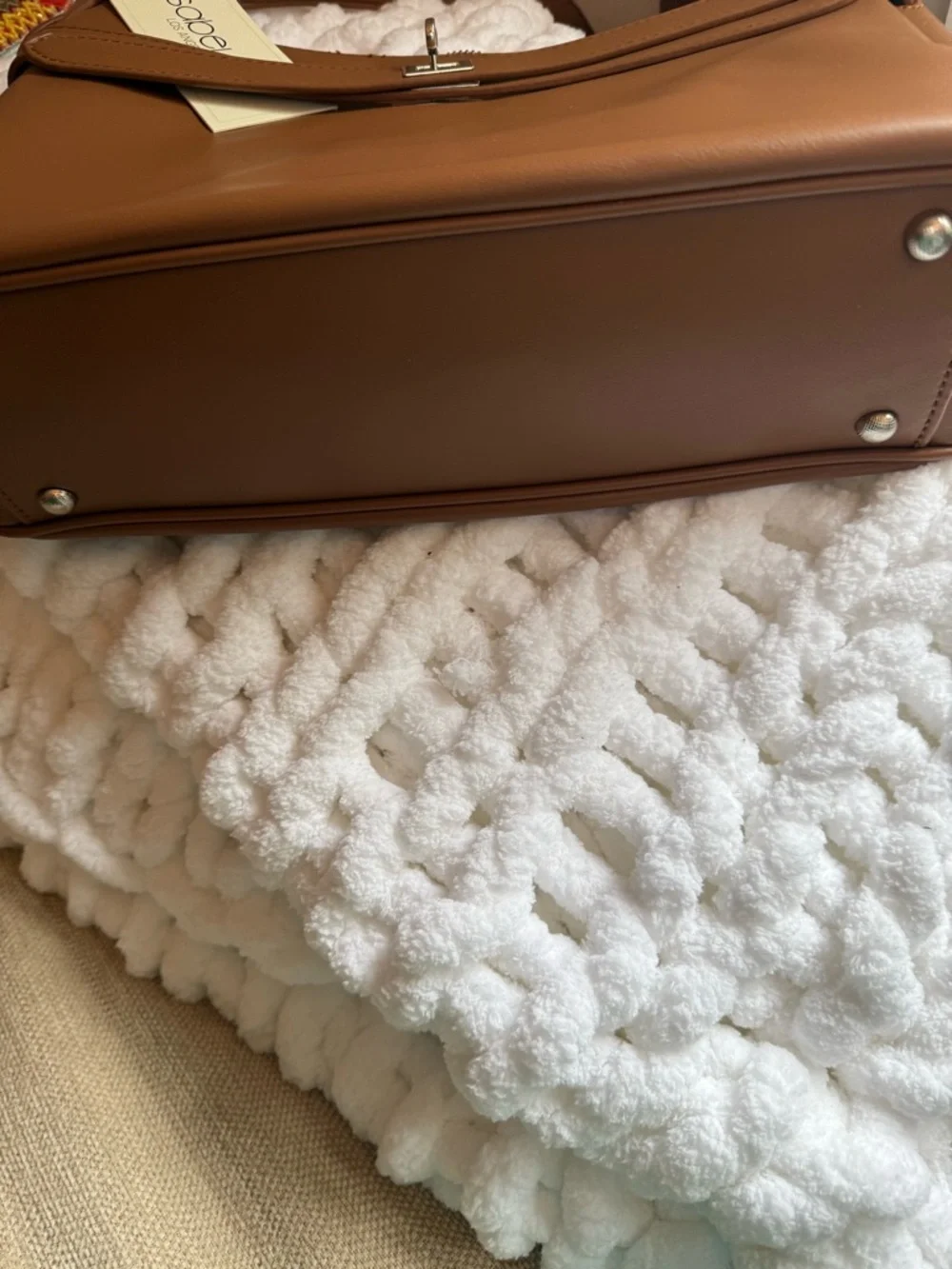 Beautiful Soft Leather Shoulder Bag in Cognac Brown